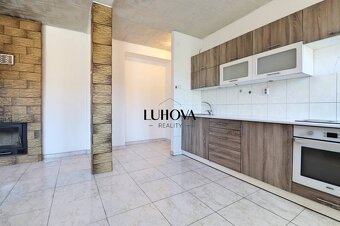 Na predaj 2-izbový byt so záhradkou a garážou - 5