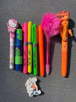 Perá, zvýrazňovače a gumy pre deti - 5