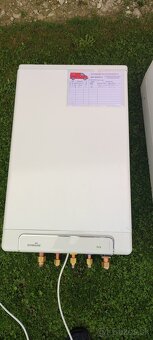 Predám plynový kondenzačný kotol Intergas 36/30kw - 5