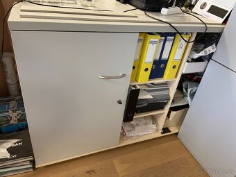 Súprava skríň a políc – 3 diely, rôzne rozmery - 5