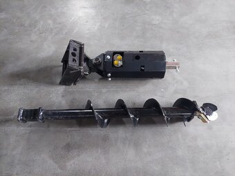 Zemný vrták na minibager - 5