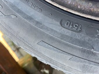 Predám zimné pneu na diskoch R15. - 5