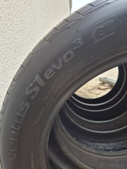 235/55/R19 - 5