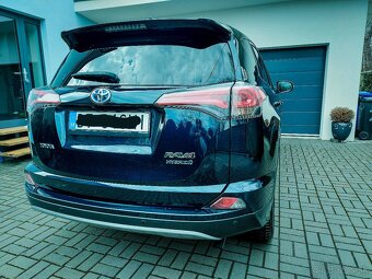 Toyota RAV4 - 5