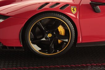 Ferrari SF90 XX Stradale | MR Collection 1/18 - 5