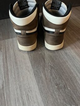 Jordan 1 High - 5