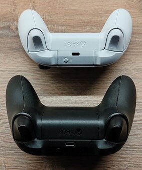 XBOX ovladac - 5