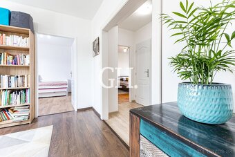 17.Novembra-svetlý 4-izbový byt po kompletnej rekonštrukcii - 5