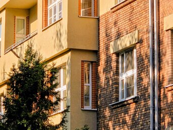 3 izbový POVRAZNÍCKA - 80 m2 , TEHLA , LOGGIA - 5