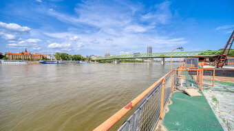 Pontón v TOP lokalite na Tyršovom nábreží - 5