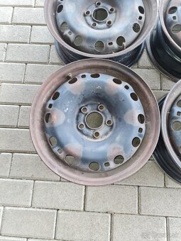 Predám plechové disky 5x100 6j r15 et38 - 5