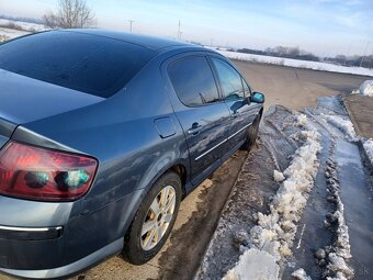Peugeot 407 - 5