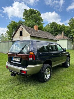 Mitsubishi Pajero 2.5 TD GL - 5