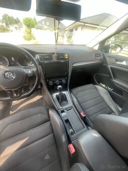 Volkswagen Golf - 5