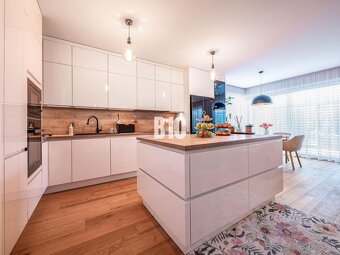 5 izb. rodinný dom s garážou - Nitra, Chrenová - 5