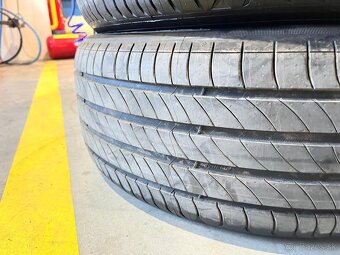 Predám nové pneu Michelin Primacy 4 235/45 R20 100V - 5