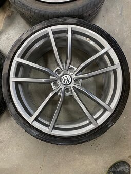 225/35 R19 5x112 PRETORIA - 5