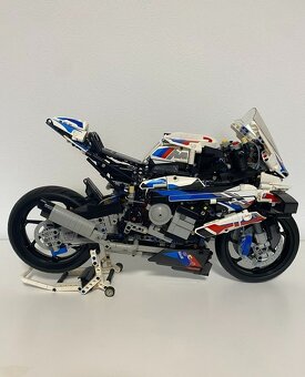 lego technic motorky  Yamaha MT-10 SP 42159 BMW M 1000 RR - 5