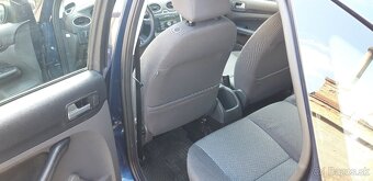 Focus 1.6í r.v.2006 - 5