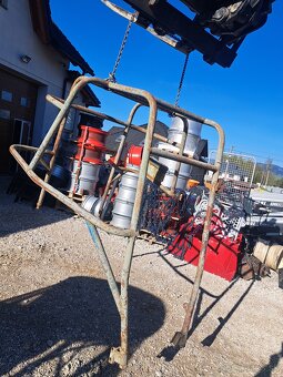 PREDAM PREVODOVKU+DIFERAK TRAKTOR ZETOR 3011 - 5