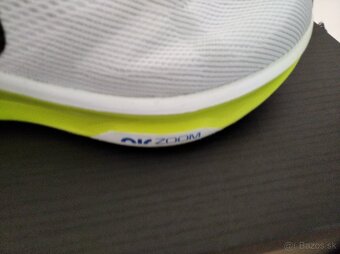 Nike Air Zoom - 5