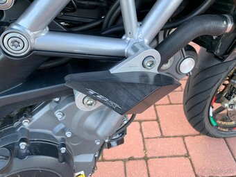 Aprilia Dorsoduro 750 35kw A2 - 5