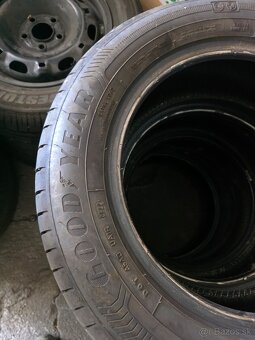 Good Year 185/65/R15 92T - 5