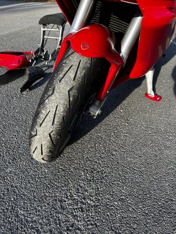 Motorka Ducati 999S 2004 - 5