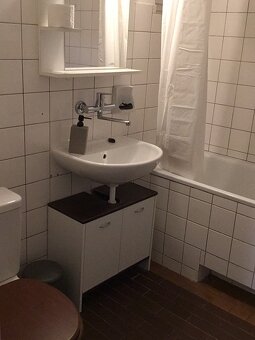 Prenajmem 2 iz. RD bez dvora - 5