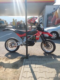 Aprilia sxv 550 - 5