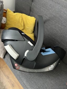 Cybex aton 5 - 5