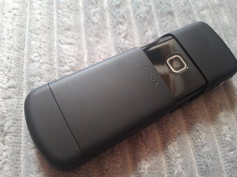 Nokia 8600 Luna - 5