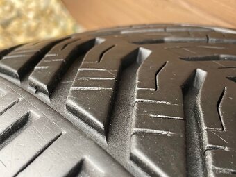 Helsinki-silber VW PASSAT B8 5x112 215 55 17 celoročné - 5