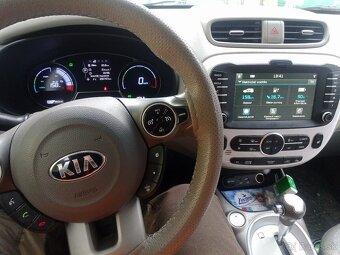 Elektromobil Kia Soul Electic - 5