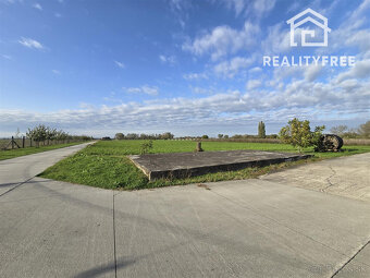 Na predaj: pozemok 20000 m2 , Blatná na Ostrove , okr. Duna - 5