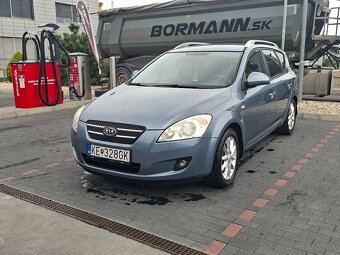 Predám Kia Ceed 1.6 CRDi - 5