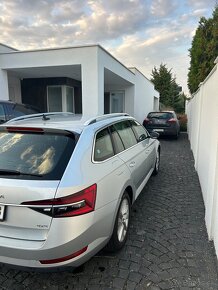 Škoda superb 2.0 TDI 147 DSG 4x4 STYLE - 5