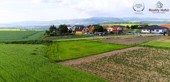 Rovinatý pozemok 910m2, Medzany, 11km od Prešova - 5