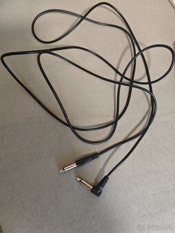 Behringer UMC 202 HD - 5