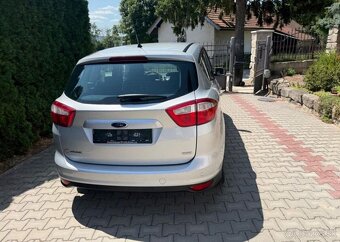 Ford C-MAX 1,6i Top stav pravidel.servis benzín manuál - 5