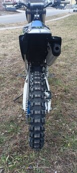 Yamaha YZ 125 - 5