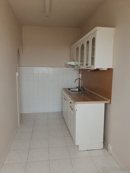 V Štúrove predam 3 izbový byt po modernizácii - 5