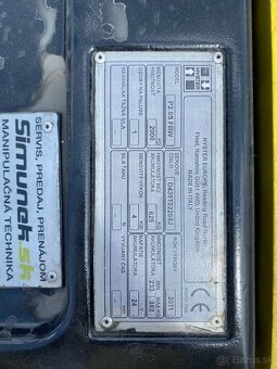 Jazdený elektrický ručne vedený nízkozdvižný vozík Hyster 20 - 5