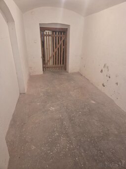 Predám alebo prenajmem nebytový priestor - 5