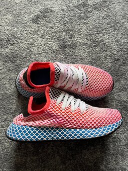16x Dámské boty Adidas Deerupt Runner (3) - 5