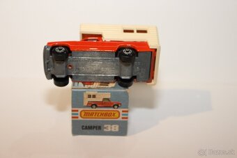 Matchbox SF Camper - 5
