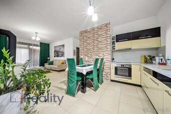 Samostatne stojaci rodinný dom v obci Dolný Bar na predaj - 5