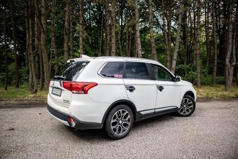 Mitsubishi Outlander 2.0 MIVEC 110kw LPG - 5