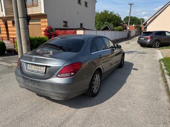 Mercedes Benz C200d - 5