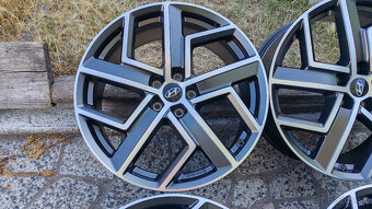 5x114,3 R20 --- HYUNDAI IONIC 5, 6 ... - 5